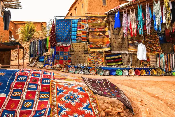 Qué comprar en Marruecos y cómo regatear en los zocos