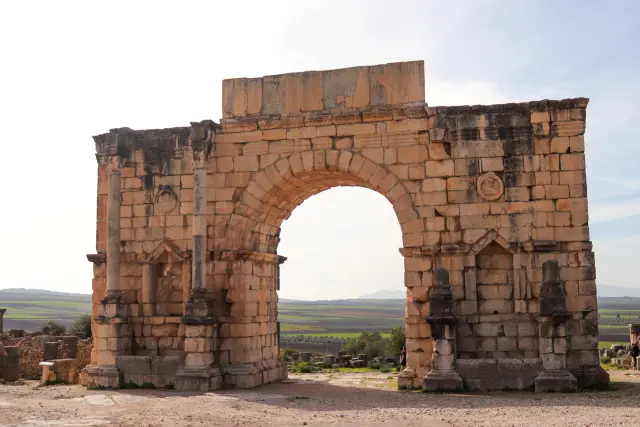 Excursión a Volubilis y Mequinez